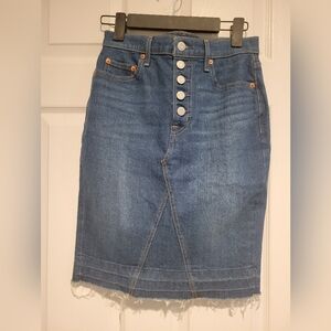 GAP High-Rise Button-Front Denim Mini Skirt with Raw Hem - Size 26